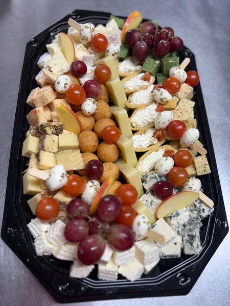 Platou Aperitiv cu Brânzeturi 6 persoane
