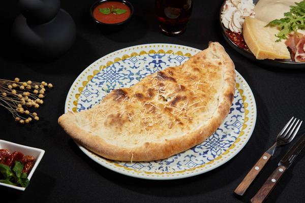 Pizza Calzone