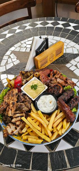Platou Mix Grill de Porc și Pui 2 Persoane