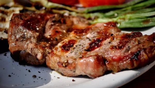 Ceafa de Porc la Gratar 