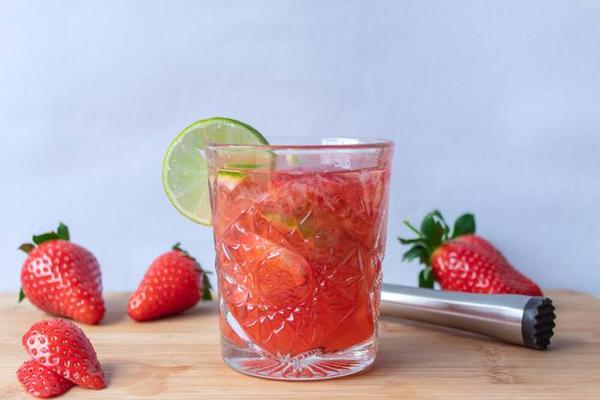Caipiroska Strawberry - Grey Goose Vodka