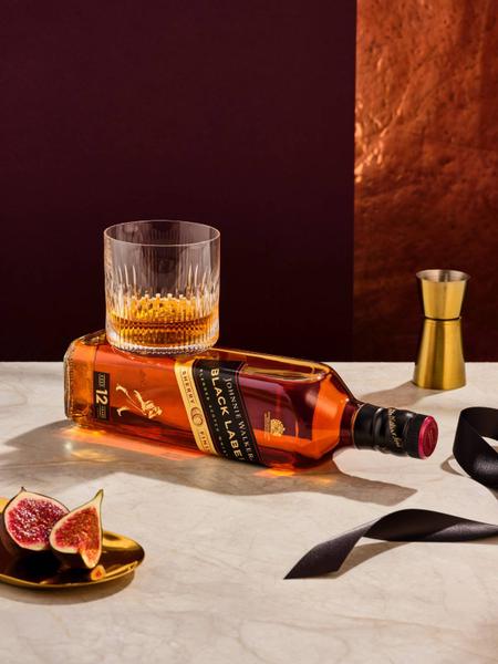 JOHNNIE WALKER BLACK LABEL 12 ANOS