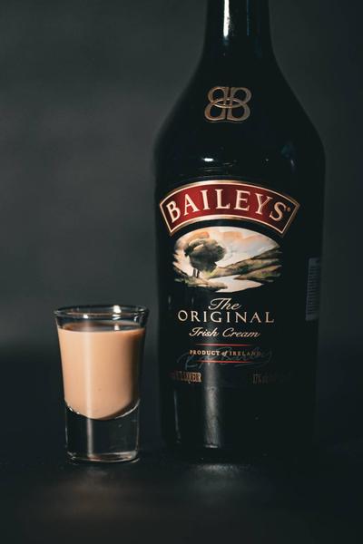 Baileys shot 