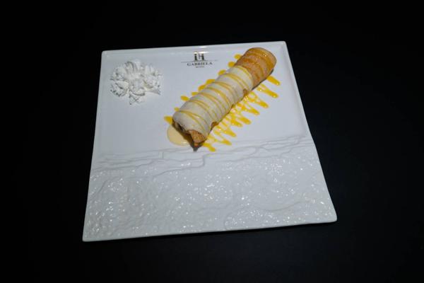 Clătite cu Brânză de Vaci