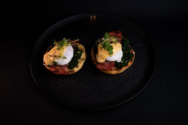 Eggs Benedict
