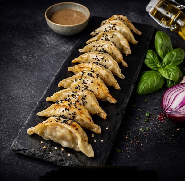 Gyoza de Creveți cu Sos Sweet Chilli