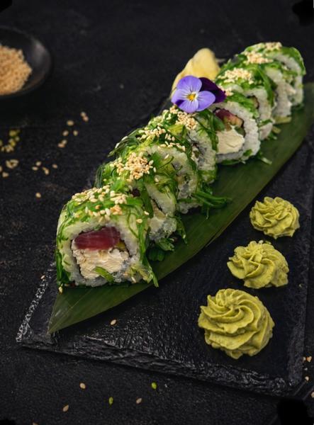 Chuka Roll