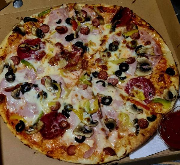 Pizza Specialitatea Casei