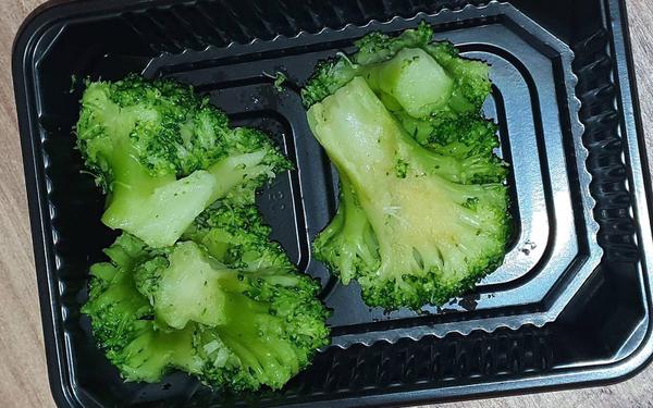 Broccoli cu morcovi la Tava