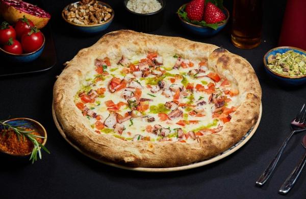 Pizza Calamari