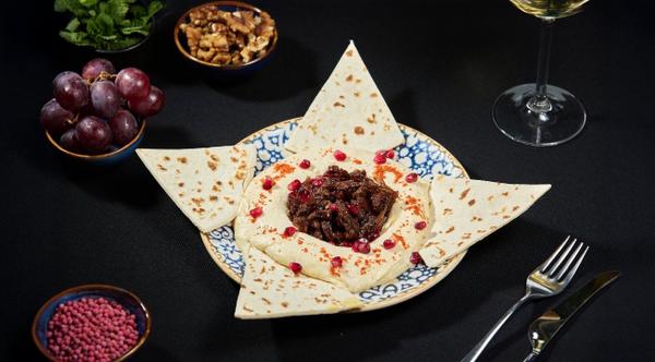 Hummus cu Vită
