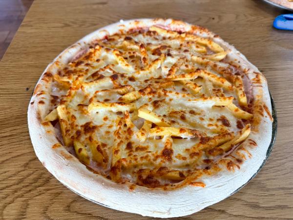 Pizza cu Cartofi