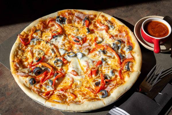 Şuncă Şi Ciuperci