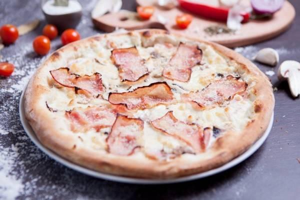 Pizza Țărănească 