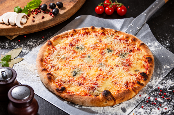 PIZZA QUTRO FORMAGGI  40 CM 