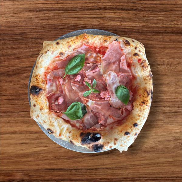 Pizza Carnivora (4 Tipuri de Carne)