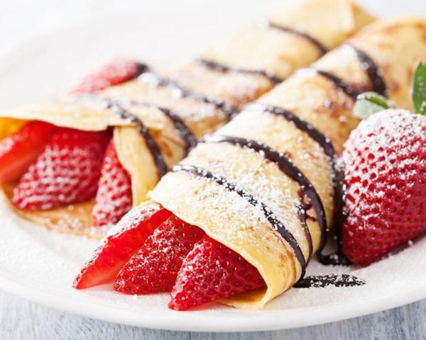 Clatite cu Dulceata (Precizati de Care Doriti)
