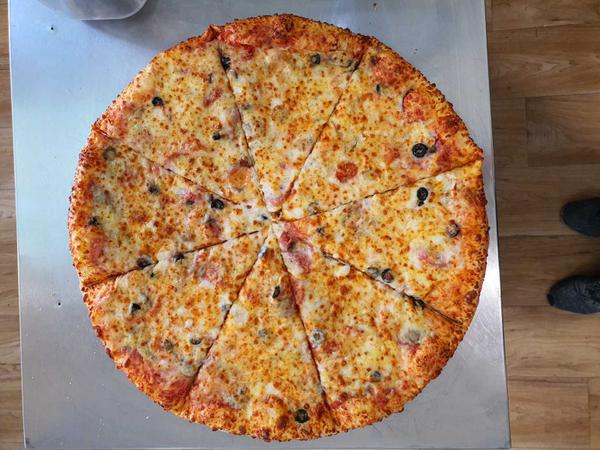 Pizza Clasic(Capricioasa) 