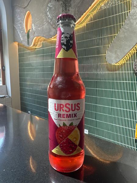 Bere Ursus Remix Zmeură 330ml