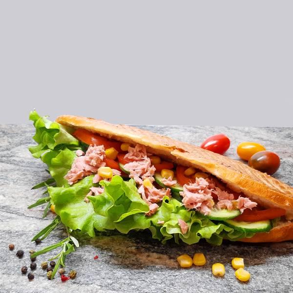 Sandwich cu Ton