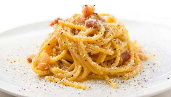Spaghetti Carbonara cu trufe