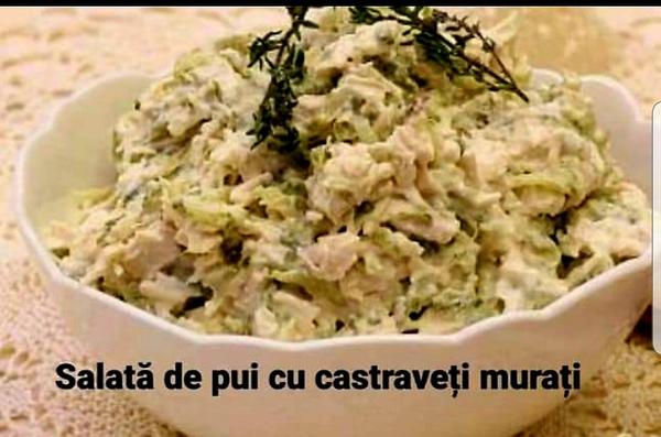 Salată Pui cu Castraveți 