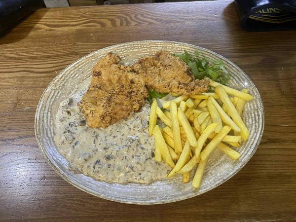 Piept de Pui Parizian