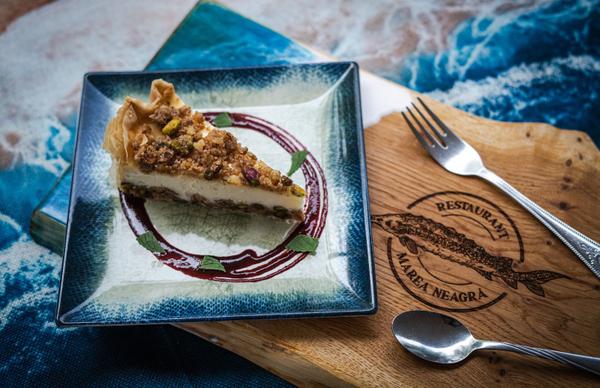 Baklava Cheesecake