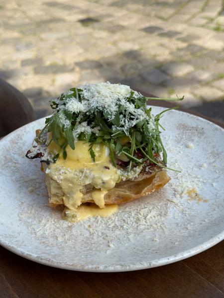 Ouă Benedict