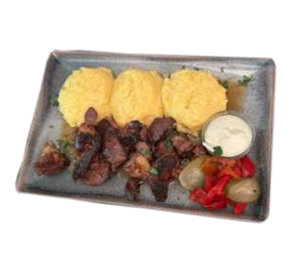 Pastrama de Oaie cu Mamaliguta si Mujdei de Usturoi