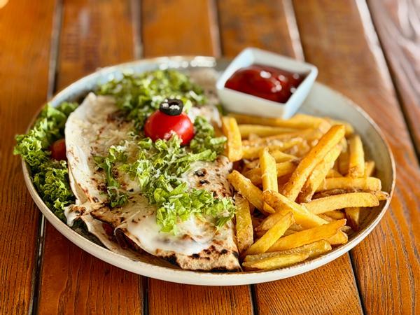 Quesadilla cu Legume 