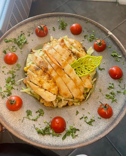Salată Caesar