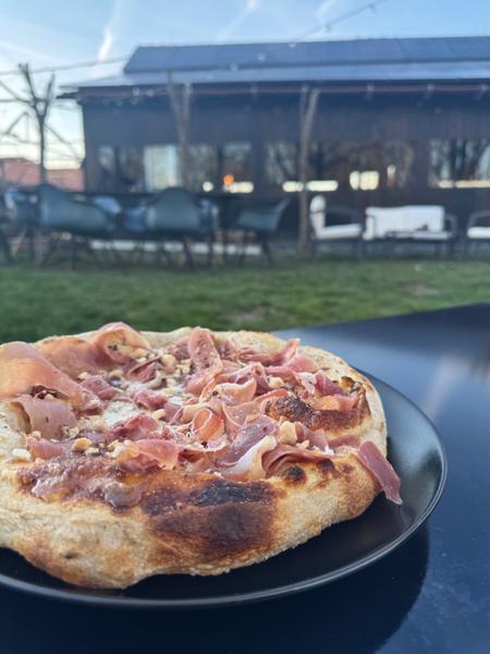 Pizza Casei - 50 Lei (1, 2, 4, 5) (600 Gr)