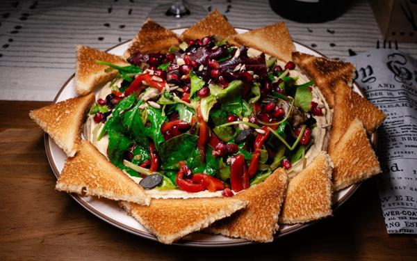 Salată Hummus
