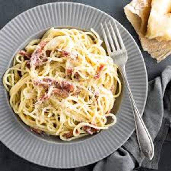 Spaghete Carbonara 