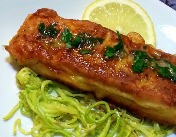 Salau pe Pat de Spaghete de Dovlecel