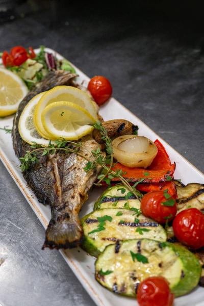 Filetto di Orata Al Forno con Verdure