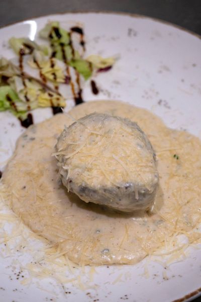 Filetto di Vitello ai Quattro Formaggi