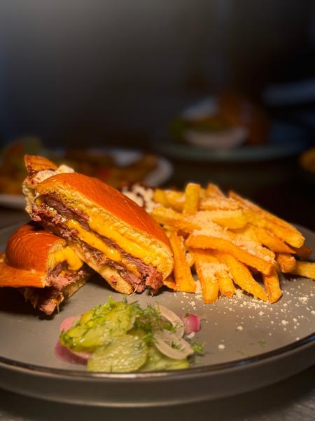 Ozn Truffle Burger
