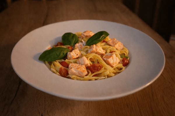 Tagliatelle cu Somon 