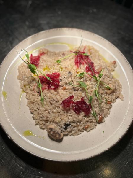 Risotto cu ciuperci de padure si  ceapa caramelizat